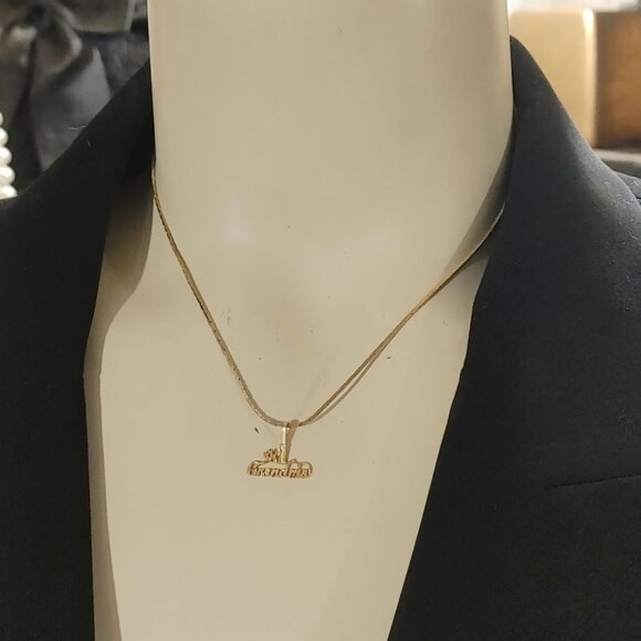 14K Yellow Gold Charm Pendant Number One Grandma 0.36g - Picture 2 of 11